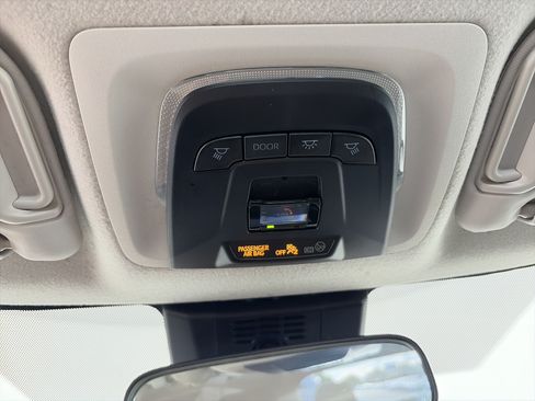 Used 2024 Toyota Corolla LE FWD image 33