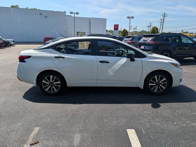 Certified 2025 Nissan Versa S w/ S Plus Package FWD image 2