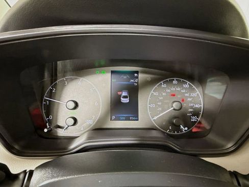 Certified 2025 Toyota Corolla LE image 17