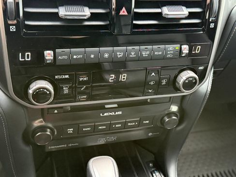 Used 2023 Lexus GX 460 Luxury image 17