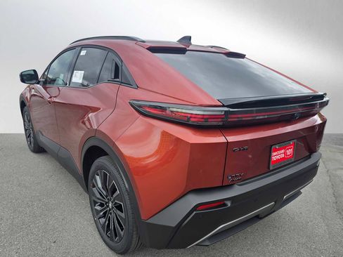 New 2026 Toyota C-HR AWD/4WD image 5