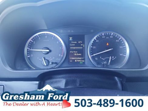 Used 2019 Toyota Highlander XLE AWD/4WD image 22