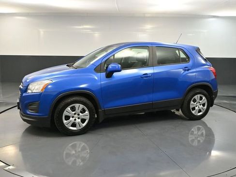Used 2016 Chevrolet Trax LS w/ LPO, Protection Package image 10