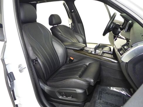 Used 2018 BMW X5 xDrive40e image 19