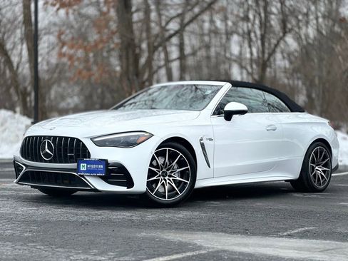Used 2025 Mercedes-Benz CLE 53 AMG 4MATIC Cabriolet image 2