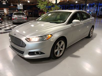 Used 2016 Ford Fusion SE