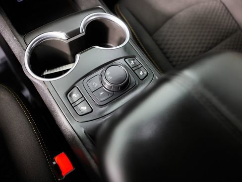 Used 2021 GMC Terrain SLE w/ Driver Convenience Package image 30