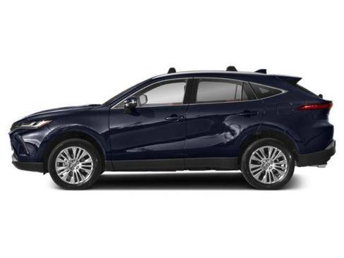 Used 2024 Toyota Venza XLE image 6