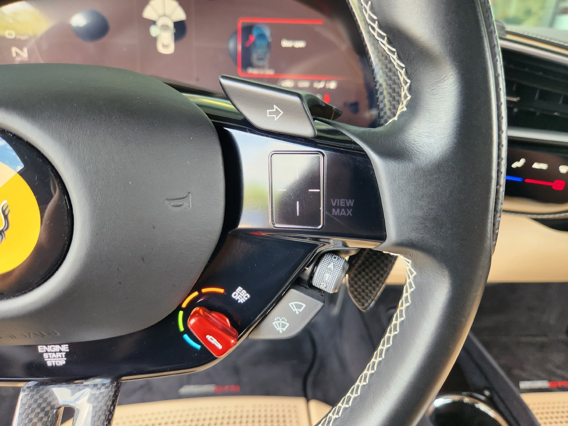 Used 2023 Ferrari 296 GTS RWD image 31