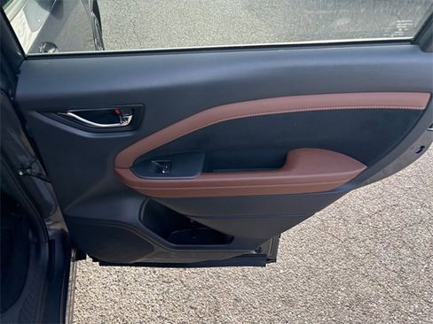 Certified 2025 Subaru Forester Touring image 18