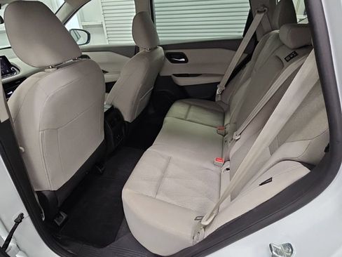 Used 2025 Nissan Rogue SV FWD image 28