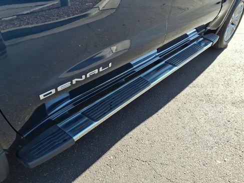 Used 2021 GMC Sierra 1500 Denali w/ Driver Alert Package II image 10