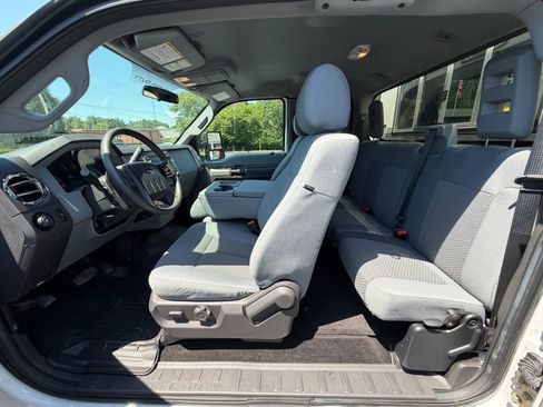 Used 2014 Ford F450 XLT w/ XLT Interior Package AWD/4WD image 17