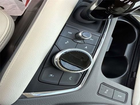 Certified 2023 Cadillac XT6 Premium Luxury w/ LPO, Floor Liner Package image 25