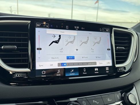 New 2026 Chrysler Voyager LX FWD image 16