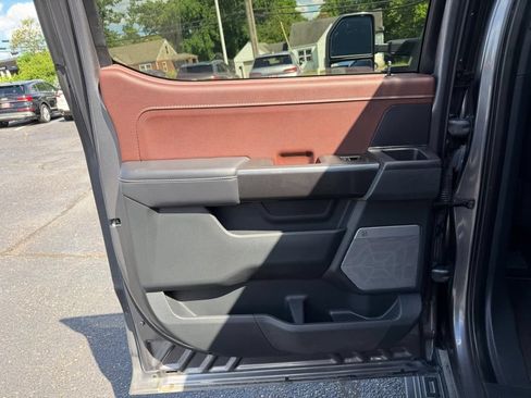 Used 2021 Ford F150 Lariat w/ Equipment Group 502A High AWD/4WD image 41