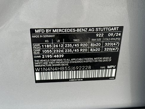 Certified 2025 Mercedes-Benz GLA 250 4MATIC image 30