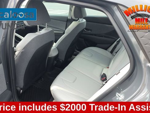 Used 2024 Hyundai Elantra Limited image 25
