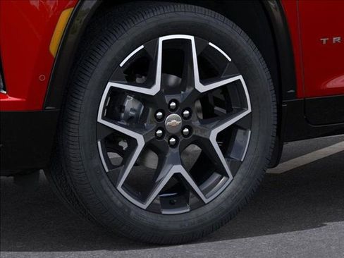 New 2026 Chevrolet Traverse High Country w/ LPO, Floor Liner Package FWD image 9