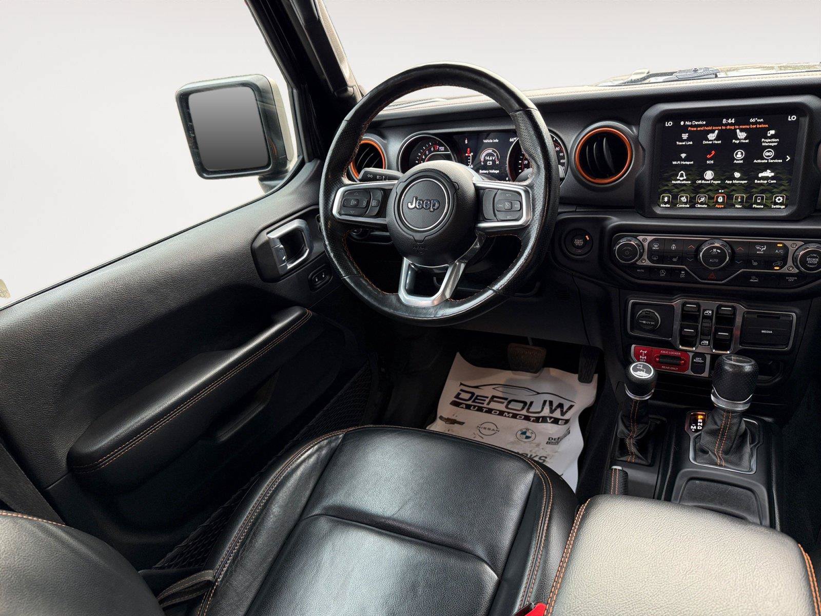 Used 2022 Jeep Gladiator Mojave w/ Dual Top Group AWD/4WD image 11