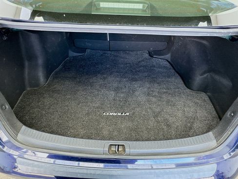 Used 2021 Toyota Corolla LE w/ Carpet Mat Package (TMS) FWD image 16