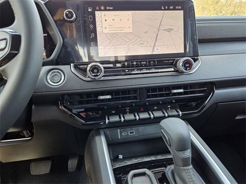 Used 2026 Chevrolet Colorado W/T w/ WT Custom Package image 28