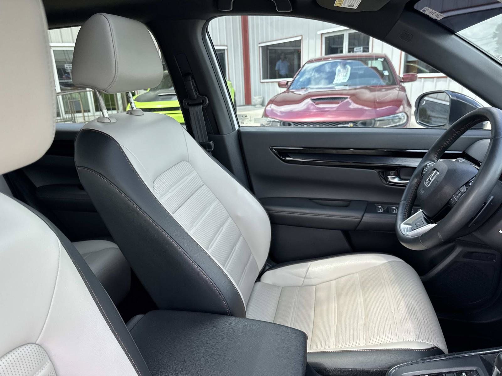 Used 2024 Honda CR-V Sport Touring image 10