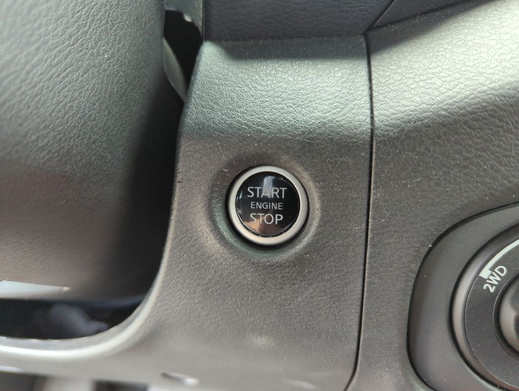 Used 2023 Nissan Frontier PRO-4X w/ Pro Convenience Package AWD/4WD image 45