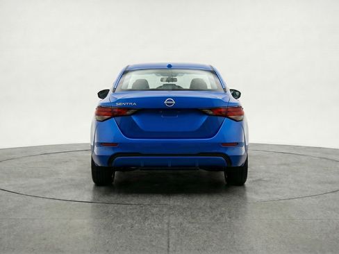 Used 2025 Nissan Sentra SV FWD image 7