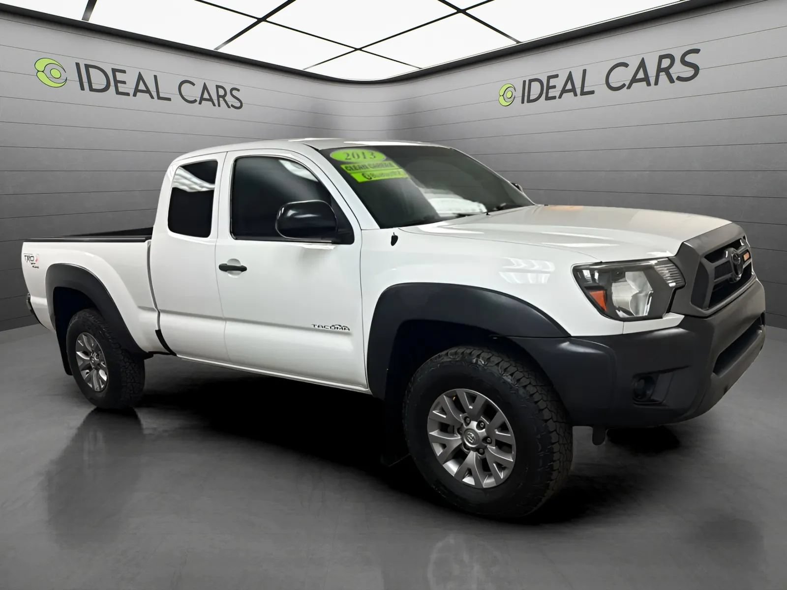 Used 2013 Toyota Tacoma PreRunner w/ Convenience Pkg RWD image 3