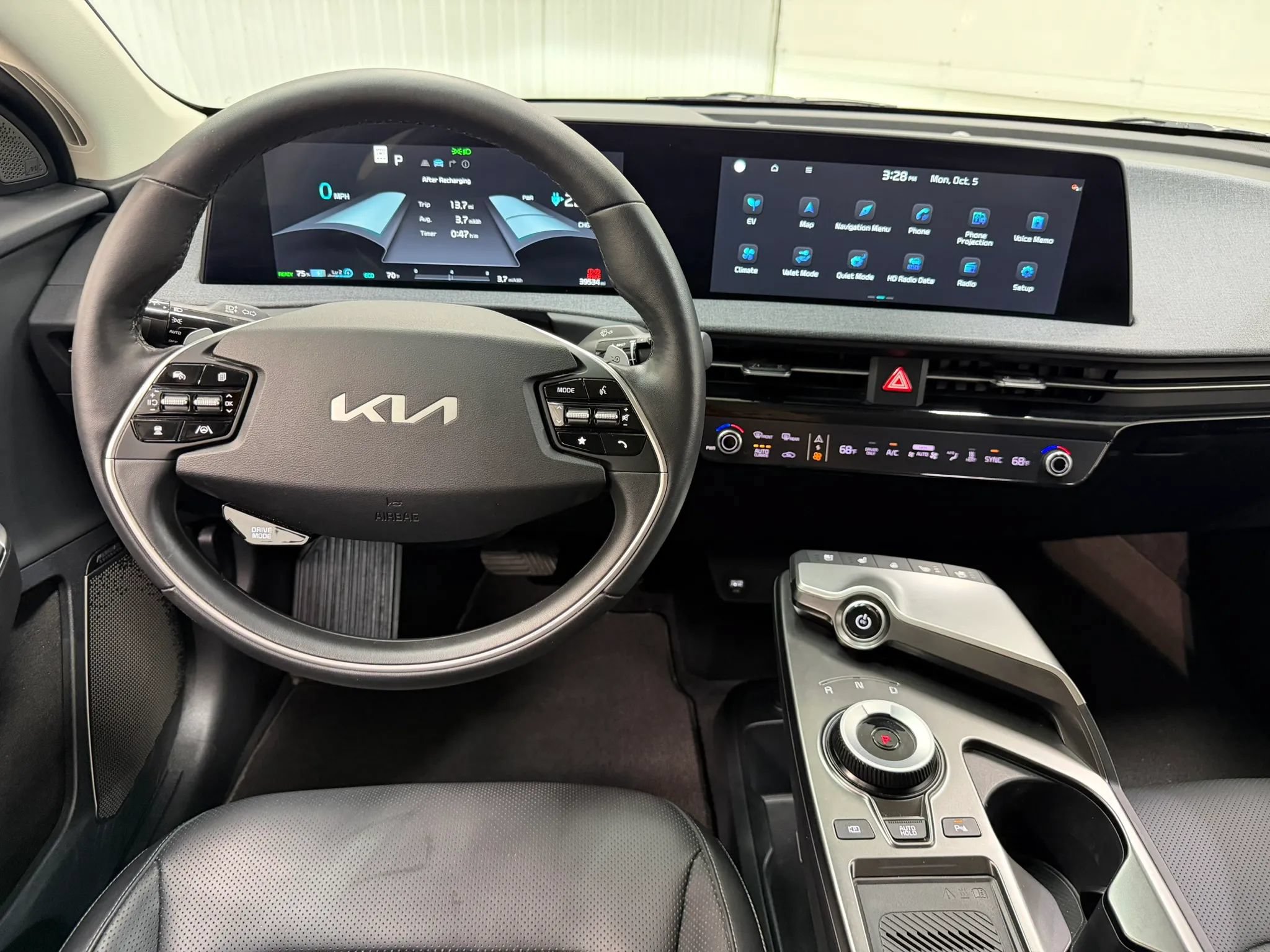 Used 2022 Kia EV6 Wind w/ Wind Technology Package AWD/4WD image 20