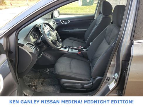 Used 2018 Nissan Sentra SR w/ SR Midnight Edition Package image 36