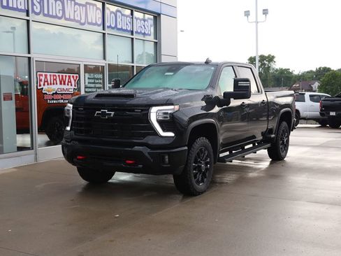 Certified 2025 Chevrolet Silverado 2500 LT w/ Trail Boss Package AWD/4WD image 6