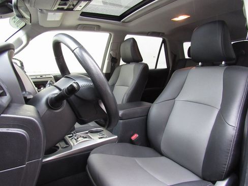 Used 2022 Subaru WRX Limited image 29