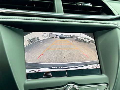 Used 2023 Chevrolet TrailBlazer LT image 13