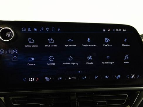 Used 2024 Chevrolet Equinox EV RS image 23