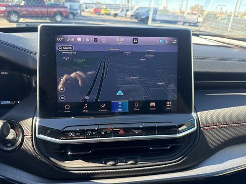 Certified 2024 Jeep Compass Trailhawk w/ Trailhawk Elite Group image 21