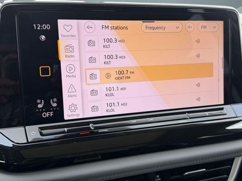 New 2026 Volkswagen Atlas Peak Edition AWD/4WD image 25
