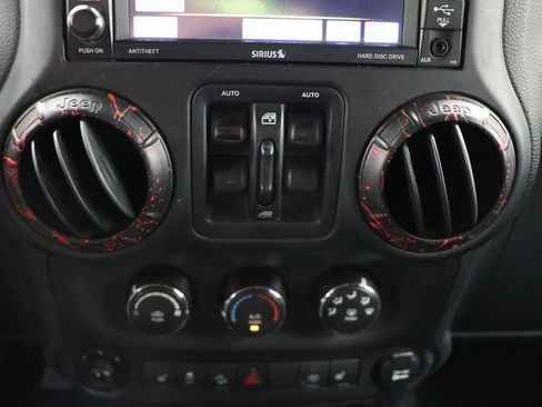 Used 2017 Jeep Wrangler Unlimited Sport image 22