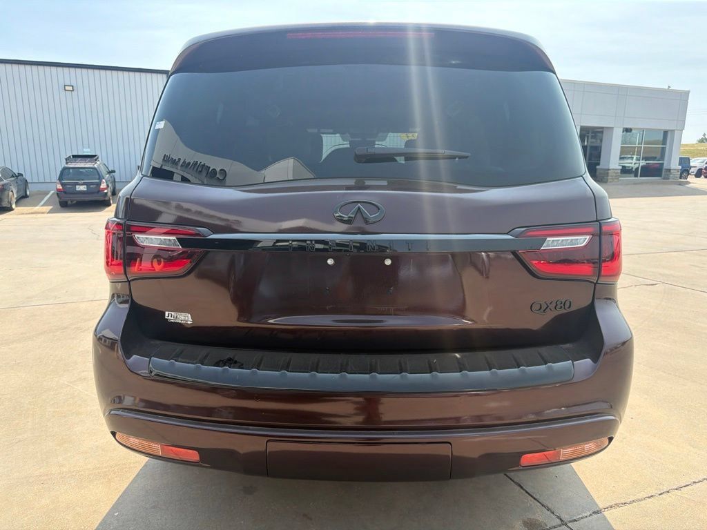 Used 2023 INFINITI QX80 Sensory w/ Cargo Package AWD/4WD image 4