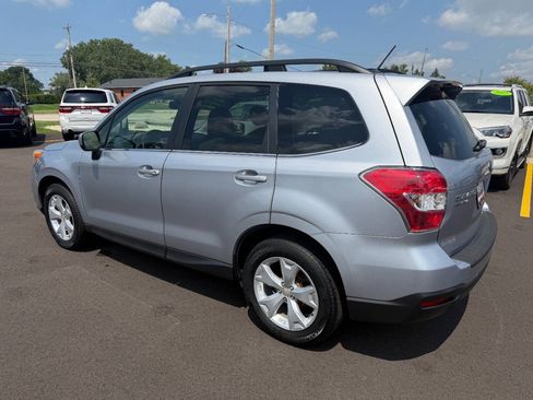 Used 2015 Subaru Forester 2.5i Limited w/ Popular Package #2 AWD/4WD image 3
