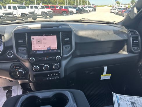 New 2026 RAM 1500 Warlock AWD/4WD image 12