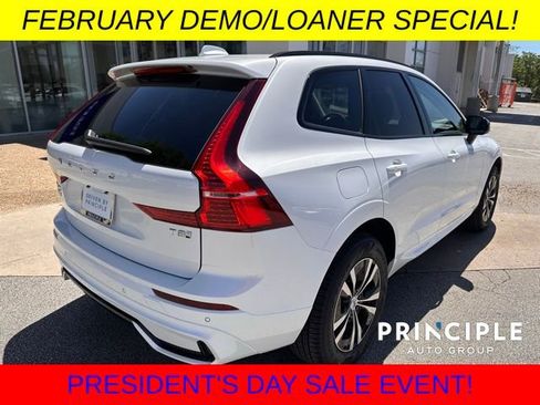 New 2025 Volvo XC60 T8 Core image 9