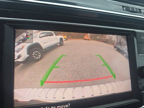 Used 2019 Volkswagen Tiguan S w/ Driver Assistance Package image 18