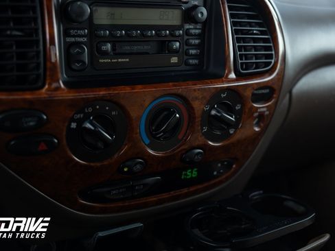 Used 2001 Toyota Tundra Limited image 29