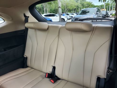 Certified 2025 Acura MDX w/ Technology Package FWD image 14