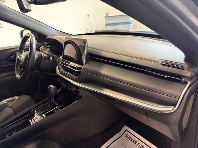 Used 2022 Jeep Compass High Altitude AWD/4WD image 34