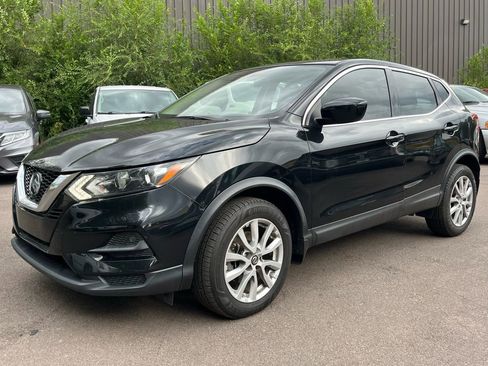 Used 2020 Nissan Rogue Sport S w/ Appearance Package image 3