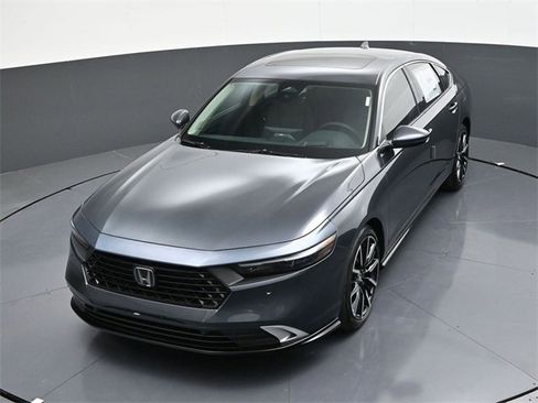 New 2025 Honda Accord Touring image 32