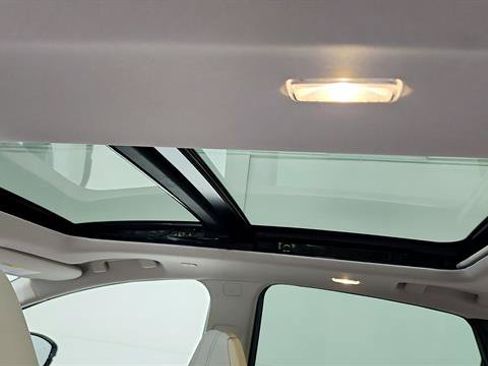 Certified 2025 Nissan Murano SL AWD/4WD image 12